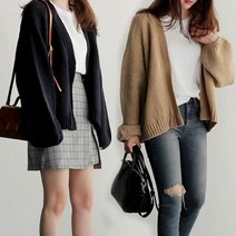 로브 오버핏 스타일 심플 디자인 여성 숏 무지 가디건