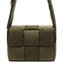 리본즈 보테가베네타 BottegaVeneta 남성 크로스백 34208605 (P002883428)