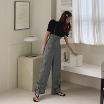 떳다그녀 플레슈 와이드 점프수트