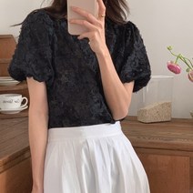 블링앤수 반발 깃털 라운드넥 블라우스 LZZ173