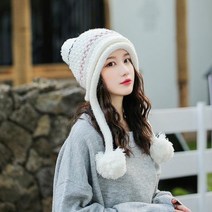 그린코코 포근한 니트 귀달이 여성 방울 털 모자