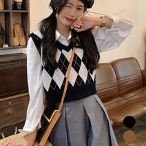 마롱패션 여성 크롭 기장 조끼 아가일 여친룩 데일리 패턴 니트