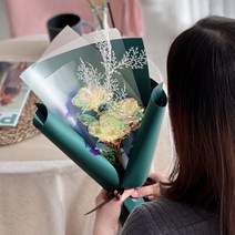 로즈데이 작은꽃다발 시들지않는꽃 임신축하꽃 성년의날 미니꽃다발 졸업 졸업식, 딥그린, 세송이, LED 변경 + 눈꽃 조화 + 쇼핑백