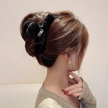 블랙 밍크 MIU 큐빅 레터링 아크릴 집게핀