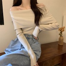 줄리엔느 디르쉬 빅 오프숄더 니트