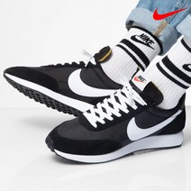 나이키 에어 테일윈드 79 487754-012 런닝화