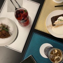 국내 논슬립 혼밥 긴 홀로그램 컬러카페 홈카페 체크 금 교구 업소용 트레이 쟁반 세트, 핑크