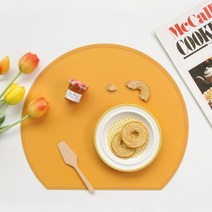 HALF MOON 유니크 디자인 조약돌 반달 고급 실리콘 테이블매트, 오렌지