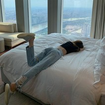 여자 완전 힙한 걸크러시 언발 컷팅 데미지 9부 데님팬츠