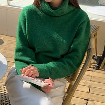 [KT알파쇼핑]토이크롭폴라티셔츠 JLE-WKN-2108-베이지