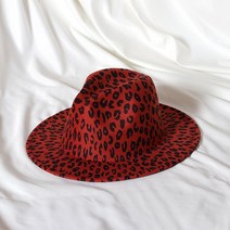 여름 페도라 중절모 카페모자 여름 휴양지 중절모자 로즈 레드 레오파드 프린트 페도라 모자 9.5cm 넓은 챙 범프 모자 남성과 여성 패션 독특한 스타일 비치 태양 모자