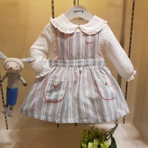 아가방 60% 봄 베이비페어! 화잇 펀칭 블라우스+이쁜걸 어쩌라구 멜빵스커트 유아 상하세트! 올 봄 큐티하게 뷰티뷰티 하는거야! 봄 드레스처럼 드레시하게!