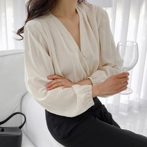 레코 랩 블라우스(셔링 크롭)