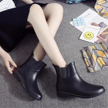 베이직 디자인 방수장화 여성레인부츠 겨울룩