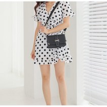 ALICEBAG 하이틴룩 스퀘어 20대후반여자가방 숄더가방