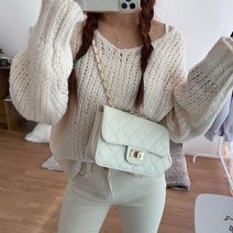 라뮤엣 여성 두툼한 브이넥 펀칭 루즈핏 뜨개 니트
