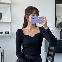 오프숄더 웨이브 물결 스퀘어넥 긴팔 골지 니트 슬림 티셔츠