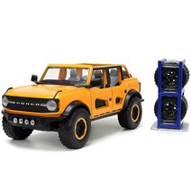 Jada Toys Just Trucks 1:24 2021 포드 브롱코 다이캐스트 자동차 오렌지 타이어 랙 포함 어린이 및 성인용 장난감 USA 미국