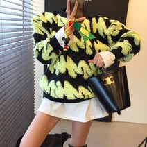 하이라이트 배색 레터링 입체 부클 뽀글이 오버핏 니트 (3color)