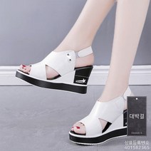명양피프 미시 굽높은 웨지 스트랩 샌들 225 블랙여성샌들m4984p602