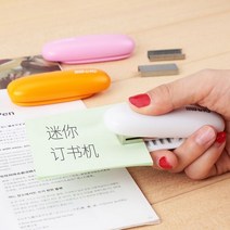 스프링 제본기 분철 아니요. 12 스테이플러. 유행 캔디 컬러 미니 휴대용 접이식 노동 절약 제본 기계 사무실 학생 용품 JX, 분홍색