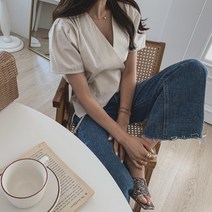 핏앤제이 - 아칼즈 브이 랩스타일 블라우스