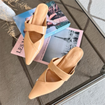 다잇템 여자 애나멜 브이컷 키튼힐 뮬구두 블로퍼 (9344255)