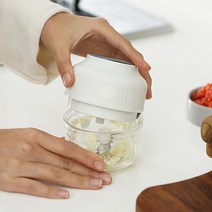 미니 사이즈 무선 멀티 만능 휴대용 캠핑 마늘 채소 양파 고기 이유식 자동 다지기