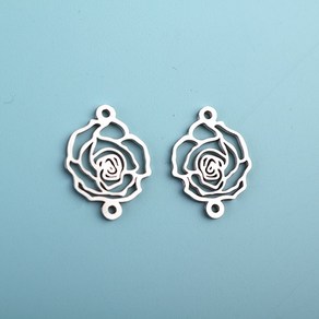 비즈아이 [8-009-15]써지컬스틸 펜던트 장미양고리 대12x16mm 1개