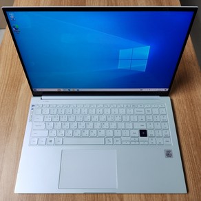 삼성 갤럭시북 이온 NT950XCJ-K58 QLED 디스플레이 1.19kg 가벼운 중고노트북, WIN10, 16GB, 256GB, 실버