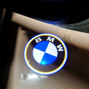 BMW 도어라이트 4K 유신각인 무변색 도어라이트 도어로고 신형 차량 1 2 3 4 5 6 7 8 X1 X2 X3 X4 X5 X6 X7 XM, (4K유리형)-02.BMW, 1세트