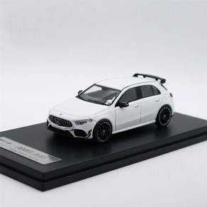 XT model 1:64 메르세데스 벤츠 A45 AMG - 펄화이트