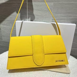 Jacquemus 여백 미니어처 숄더백 겨드랑이 가방