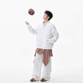 남성 트레이닝 팬츠 기모 착용 모습