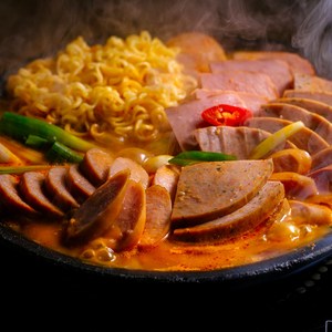 리얼 햄 소시지 듬뿍 부대찌개, 600g, 5개