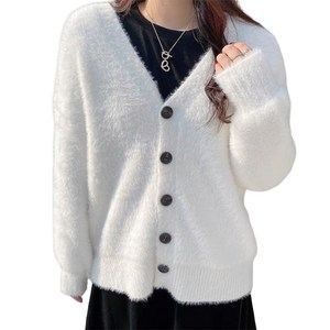 여성 가을 니트가디건 밍크털 앙고라 브이넥 하프기장 스웨터 Women's cardigan