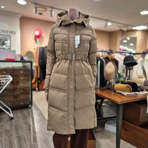 BCBG 벨티드 롱다운 점퍼 _ B4DAF883 73 [D/BEIGE]