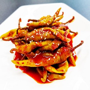 [밥앤찬] 맛있는 고추무침 양념고추 국내제조 별미반찬, 1개, 800g
