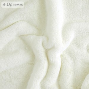 1마(90cm x 150cm) 부드러운 털 원단 키링 인형만들기 테이블 장식 인테리어 페이크퍼 인조퍼 퍼 포토카드 포토존 촬영용 배경천 열풍 버킹엄 셀럽, 크림 (10mm), 1개