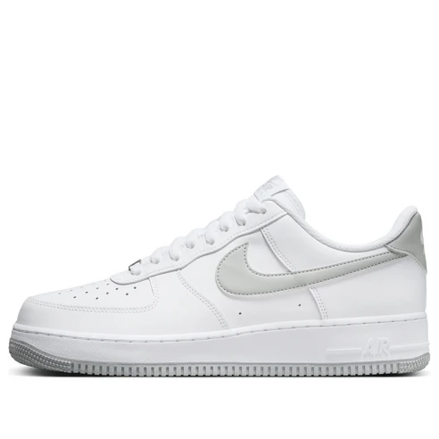 나이키 에어 포스 1 '07 air force 1 남녀 공용 스니커즈(증정품 수납백)