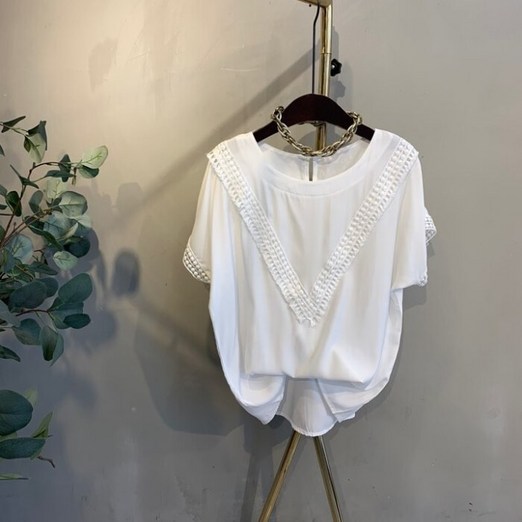 씨샵인더룸 브리치  콘 브이 태슬 블라 티셔츠 2color