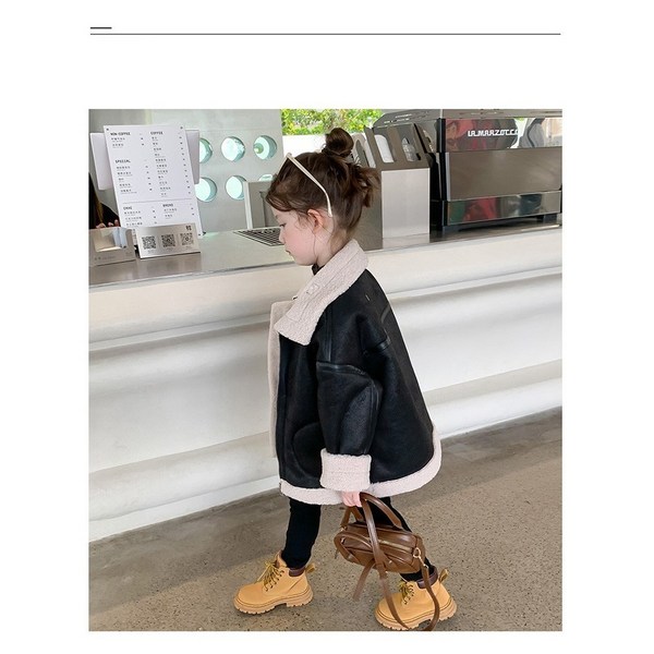 겨울철 우리 아이 따뜻하게, 스타일리시하게! 키즈무스탕 완벽 가이드