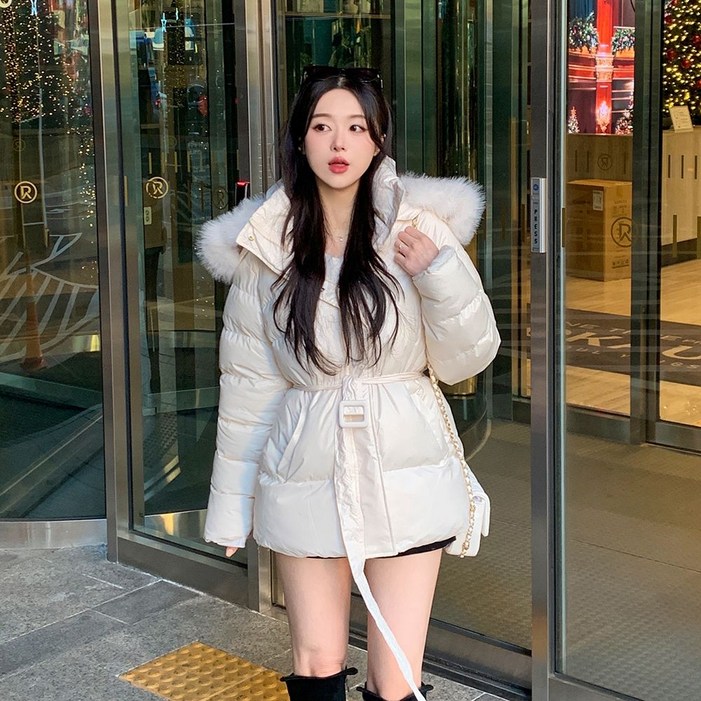 워너비뮤즈   완전강추허리잘록  밍크 퍼 후드 벨트 패딩