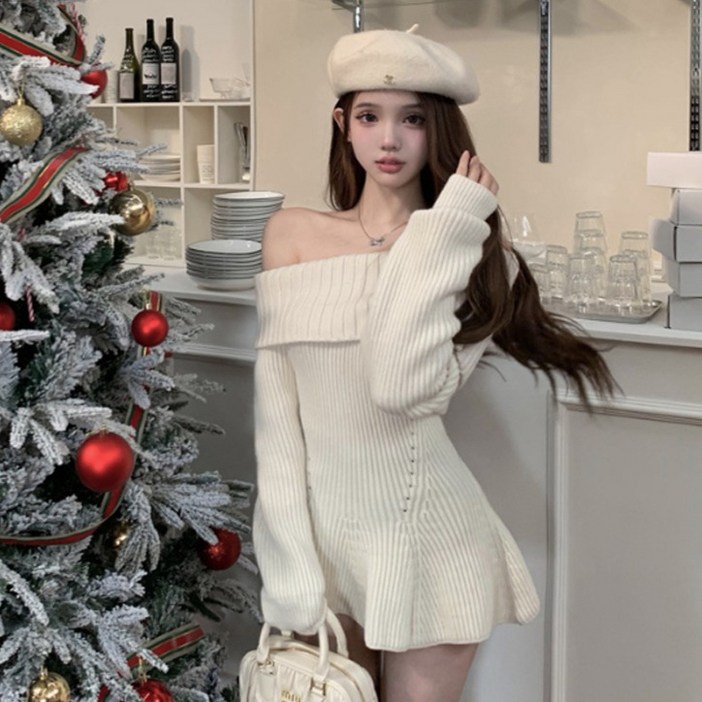 피어니스트 데이트 니트 오프숄더 플레어 미니 원피스