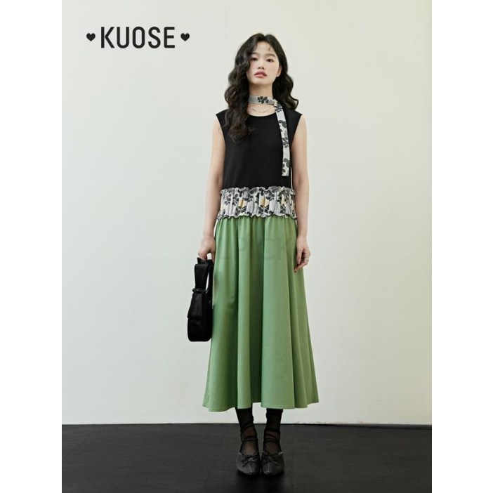 KUOSE 쿠오세 원피스 페이크 민소매 스티치 롱 드레스 그린 KSB2402014