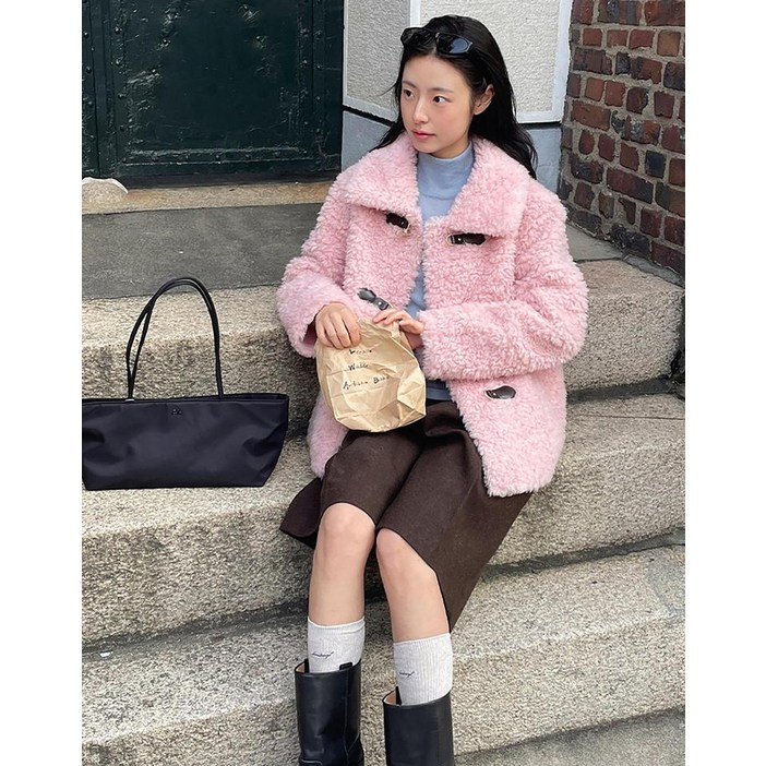 셀렙샵에디션 25FW 호주산 양모 100 시어링 하프코트 1095432