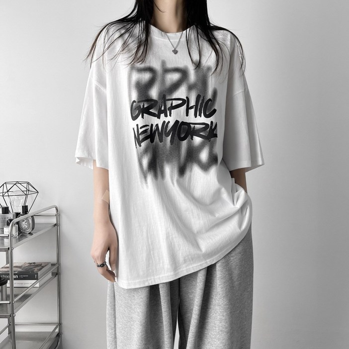 레이디스룸 국산 남녀공용 20수 오버핏 싱글 그래픽 레터링 빅사이즈 면 박스 반팔 티셔츠