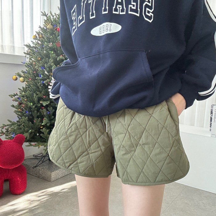 [6color/최저가] 누빔 패턴 퀼팅 패딩 반바지 밴딩 겨울 숏팬츠