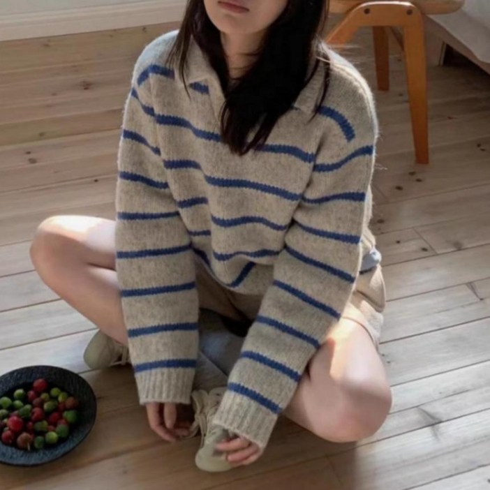 [오늘출발] 오픈 카라넥 스트라이프 긴팔 니트