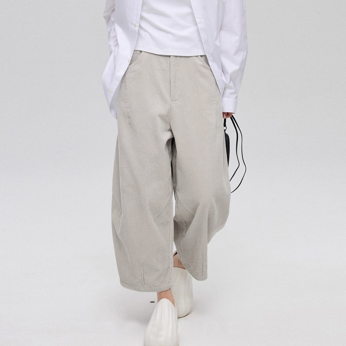 퀸앤조이 여성 루즈핏 코듀로이 배기 9부 뒷밴딩 아모르 팬츠